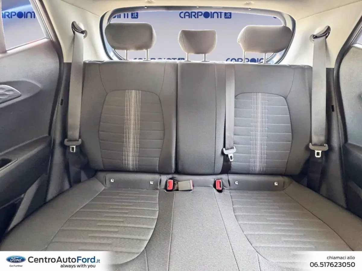 Hyundai i10 nuova a Roma (9)