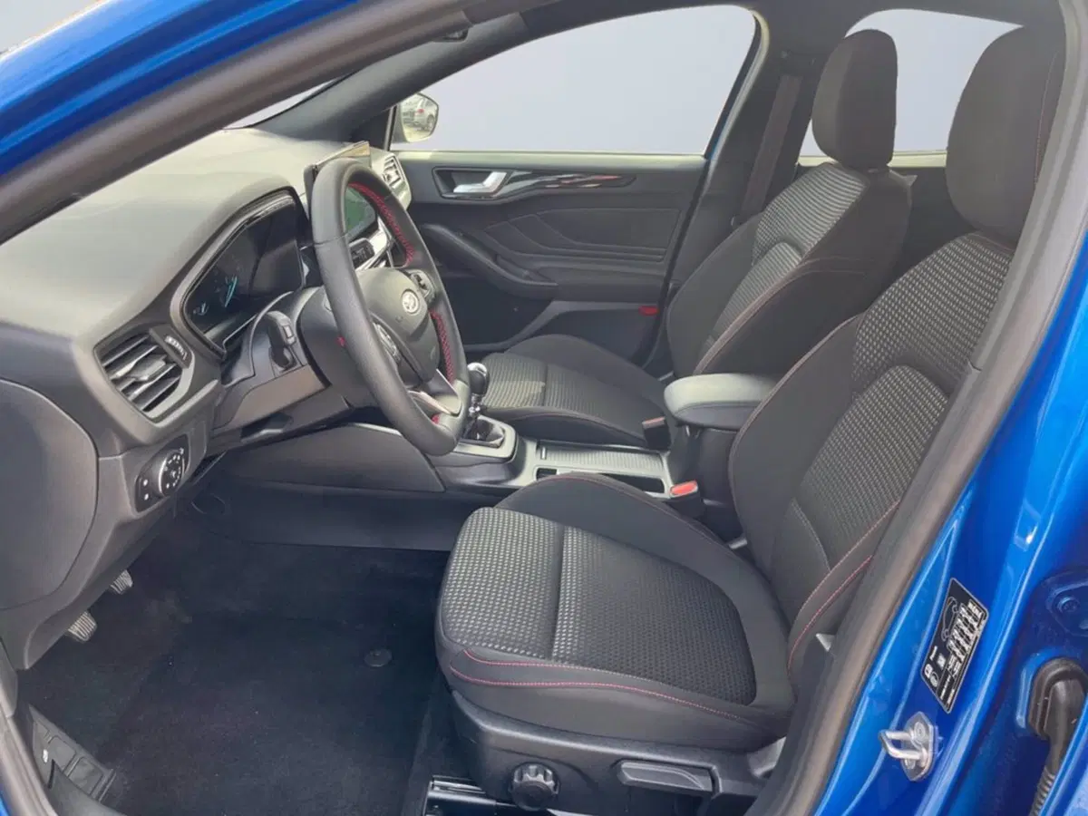 Ford Focus usata a Milano (9)