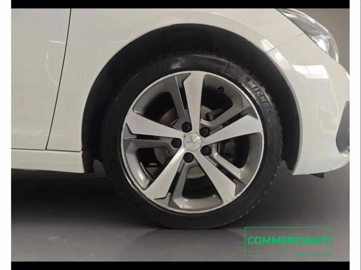 Peugeot 308 SW usata a Catania (16)