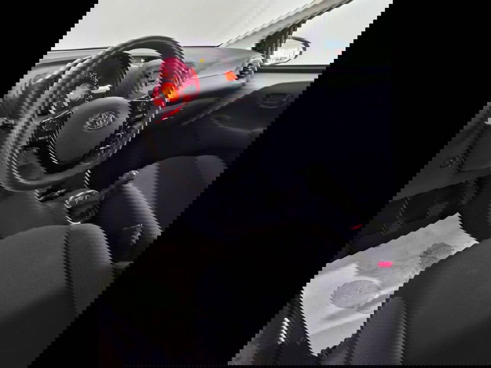 Toyota Aygo X usata a Torino (10)