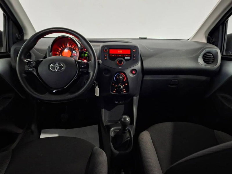Toyota Aygo X usata a Torino (12)