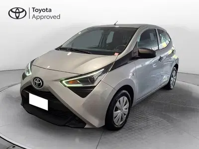 Toyota Aygo X 1.0 VVT-i 72 CV 5p. Undercover S-CVT del 2021 usata a Torino