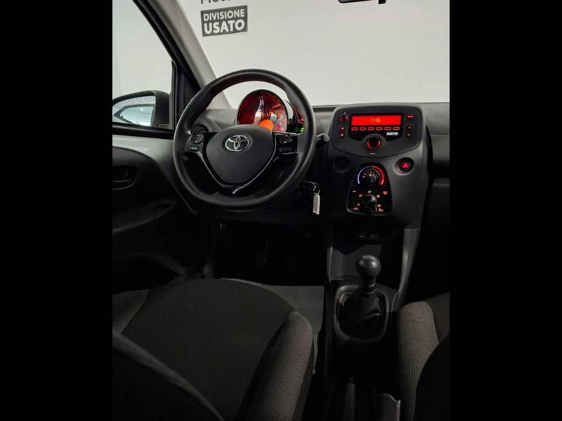 Toyota Aygo X usata a Torino (10)