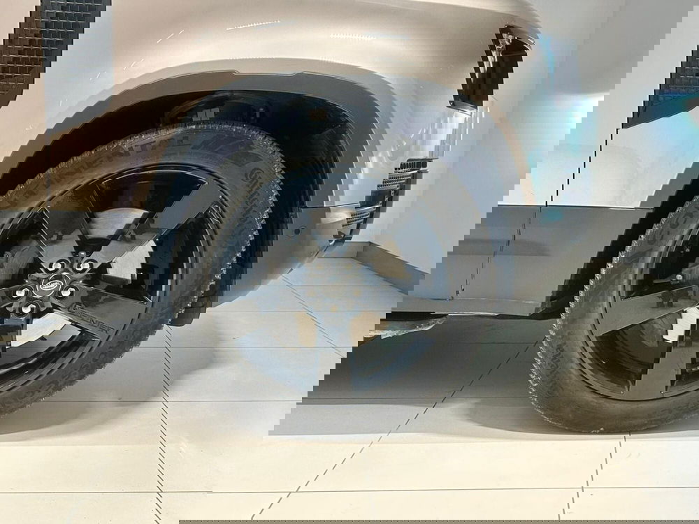 Land Rover Defender usata a Napoli (11)