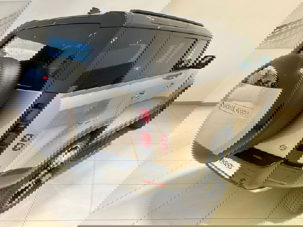 Land Rover Defender usata a Napoli (3)