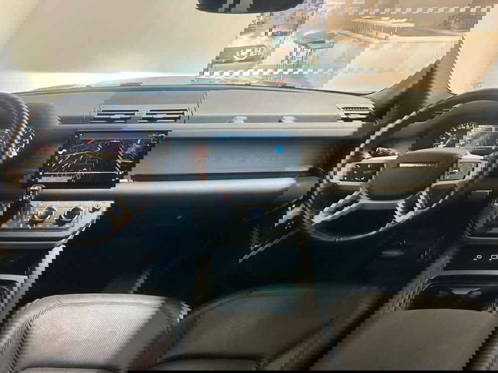 Land Rover Defender usata a Napoli (5)