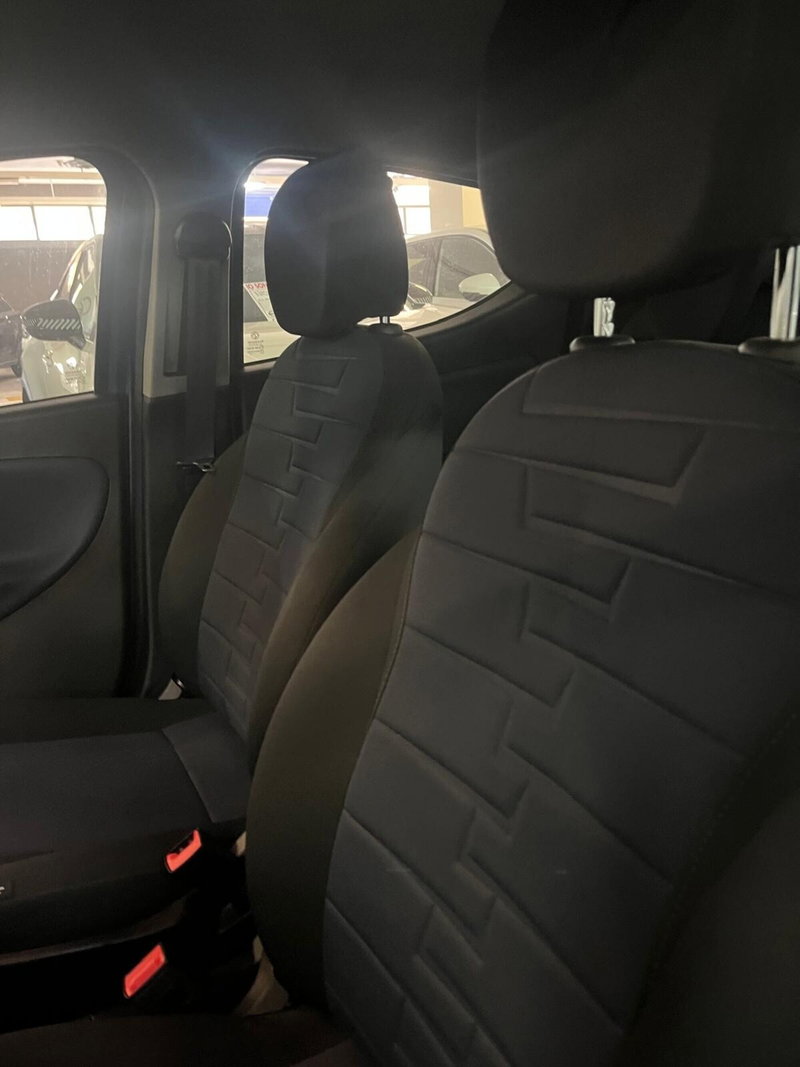Lancia Ypsilon usata a Cagliari (11)