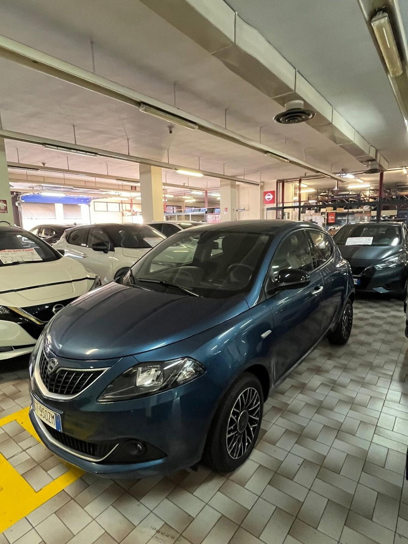 Lancia Ypsilon usata a Cagliari (4)