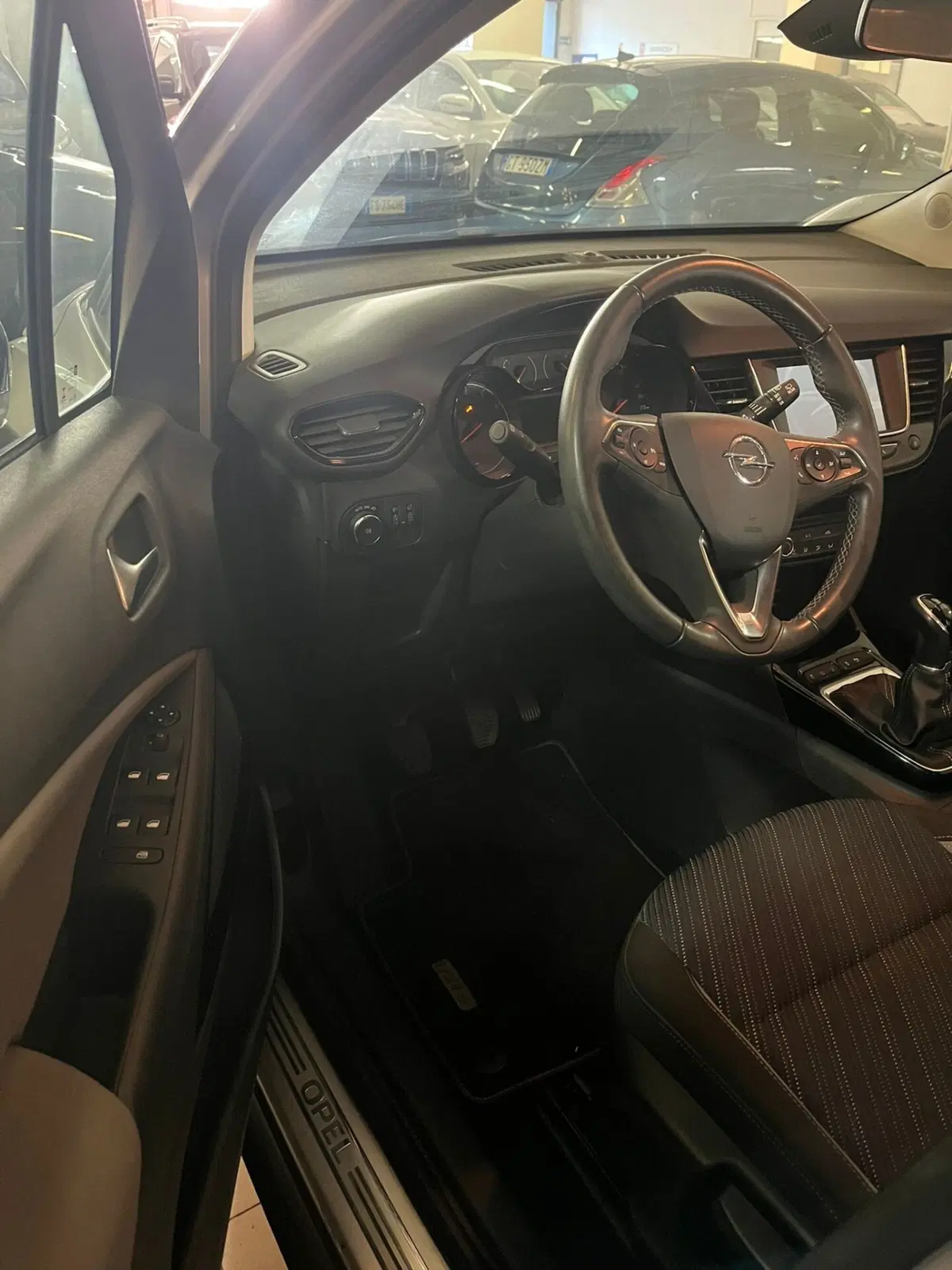 Opel Crossland X usata a Cagliari (4)