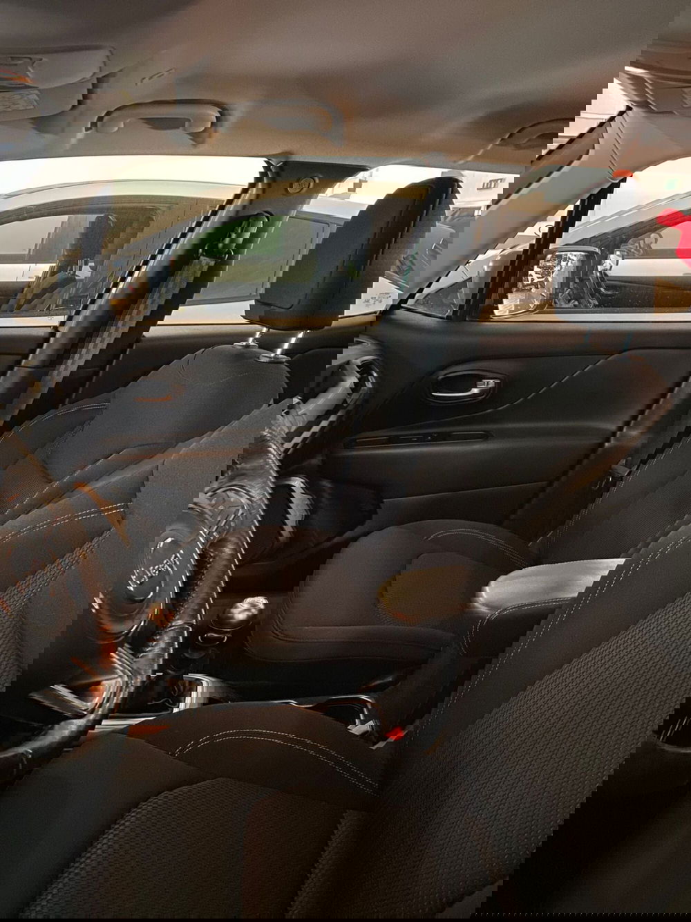 Jeep Renegade usata a Cagliari (4)