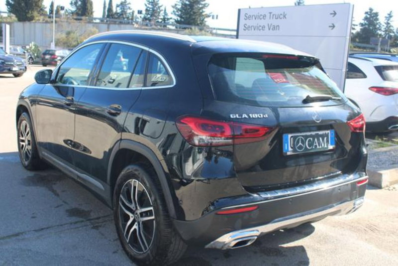 Mercedes-Benz GLA SUV usata a Lecce (5)