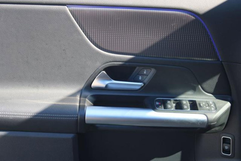 Mercedes-Benz GLA SUV usata a Lecce (7)