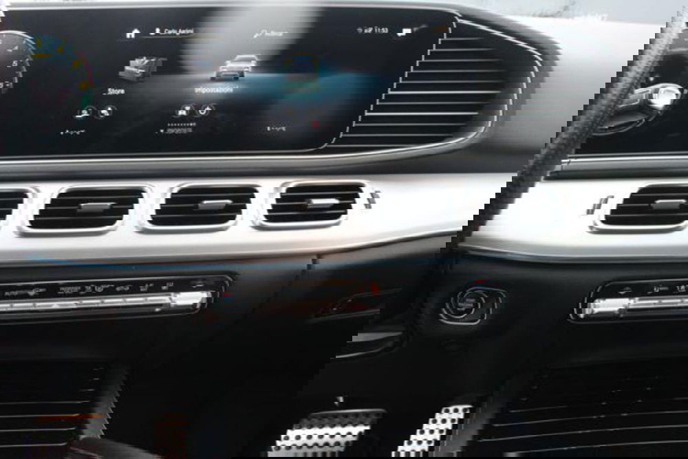 Mercedes-Benz GLB usata a Lecce (9)