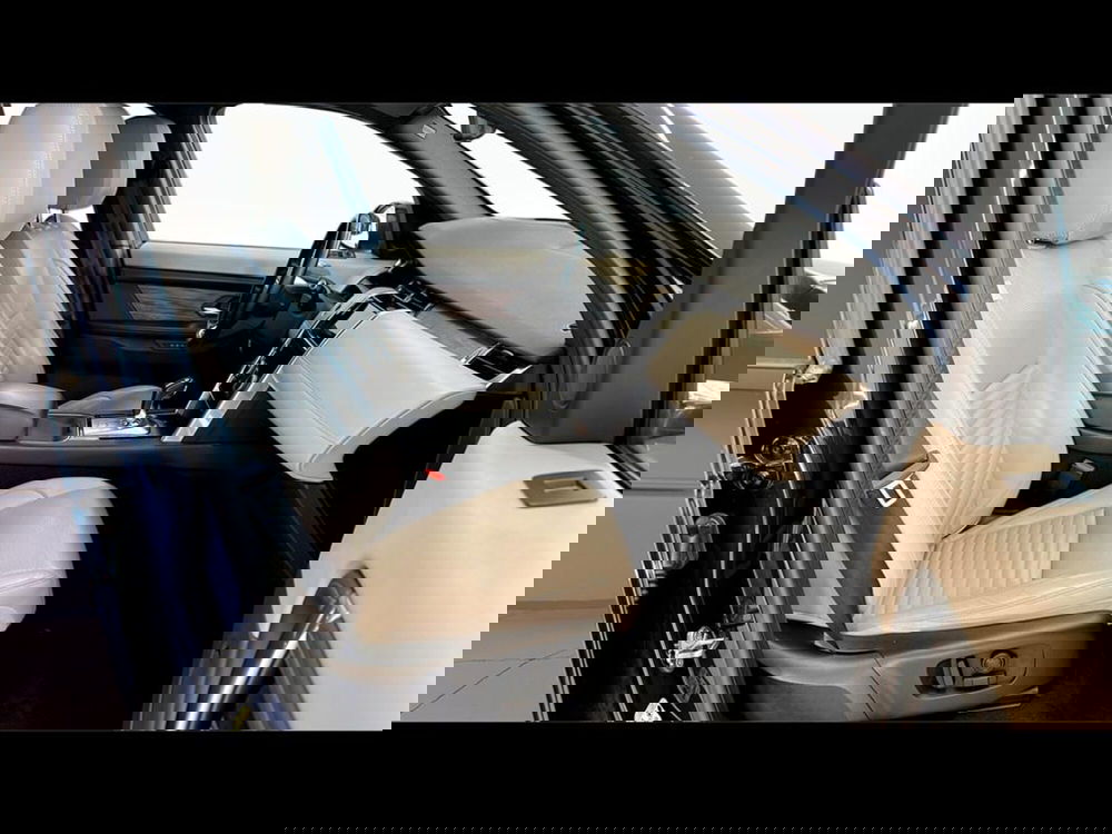 Land Rover Discovery Sport usata a Varese (3)