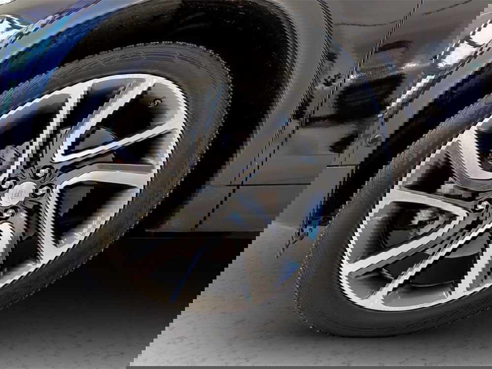 Land Rover Discovery Sport usata a Varese (9)