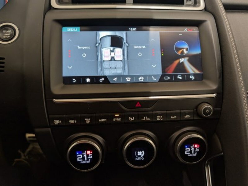 Jaguar E-Pace usata a Cuneo (13)