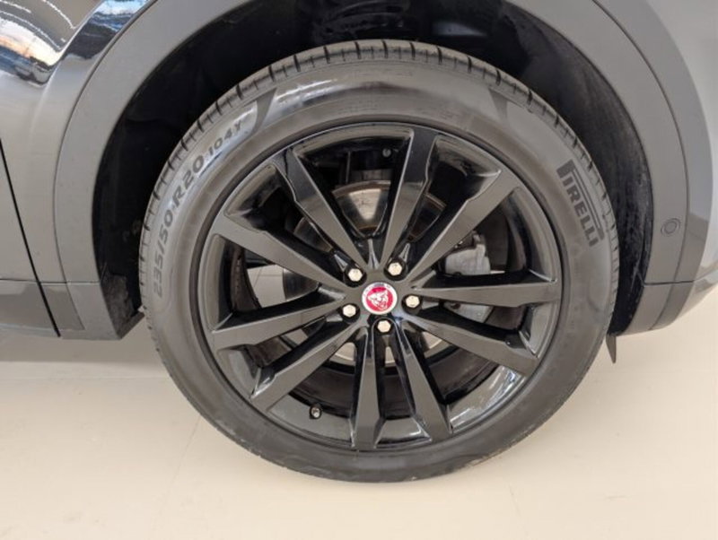 Jaguar E-Pace usata a Cuneo (6)