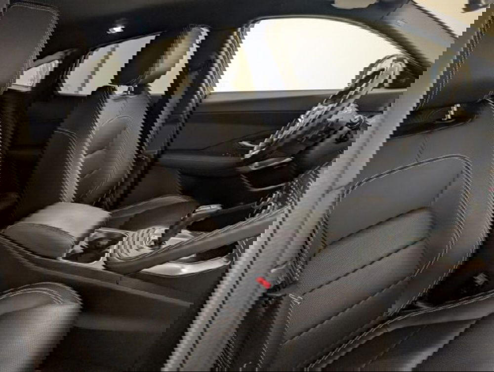 Jaguar E-Pace usata a Cuneo (8)