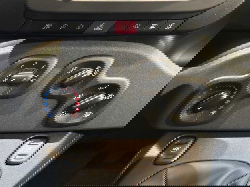 Fiat Panda nuova a Sondrio (17)