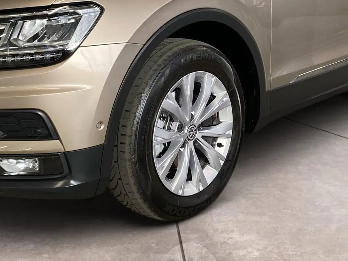 Volkswagen Tiguan usata a Torino (15)