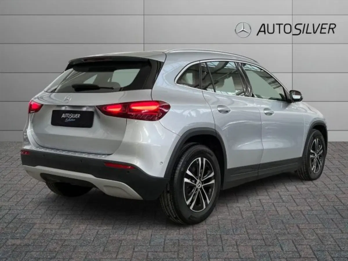 Mercedes-Benz GLA SUV usata a Verona (2)