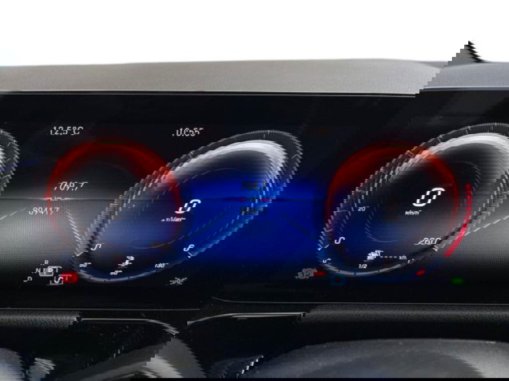 Mercedes-Benz GLA SUV usata a Verona (8)