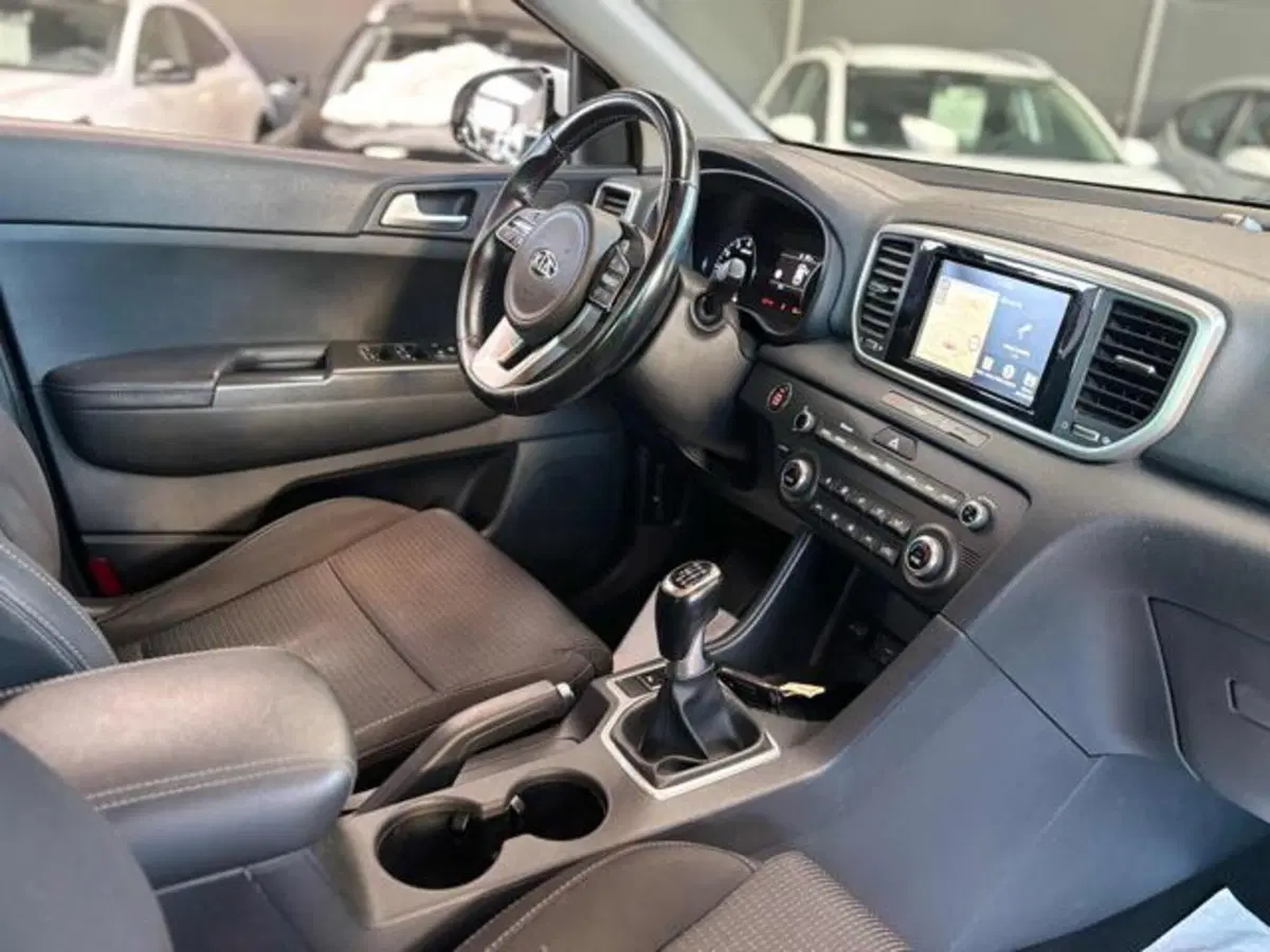 Kia Sportage usata a Pesaro-Urbino (8)