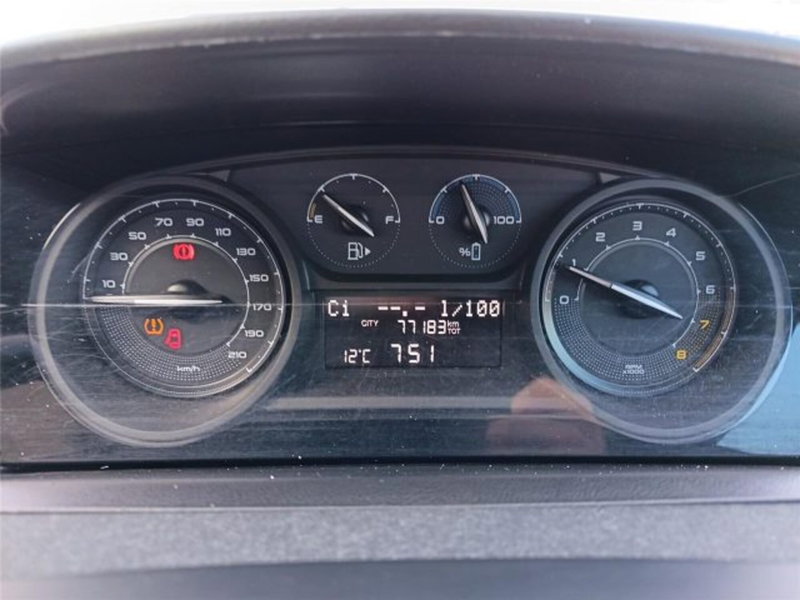 Lancia Ypsilon usata a Bari (16)