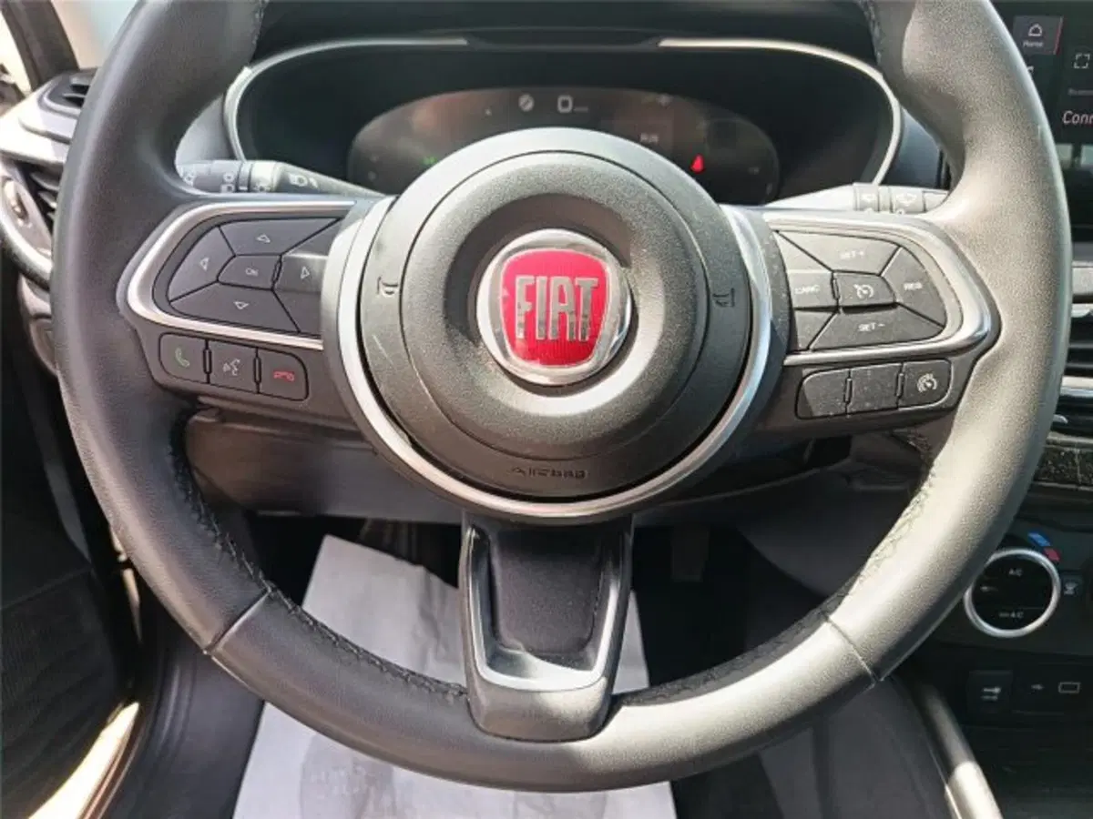 Fiat Tipo usata a Bari (15)