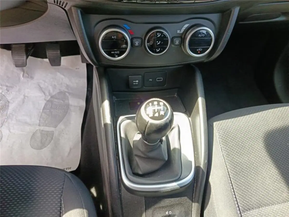 Fiat Tipo usata a Bari (17)