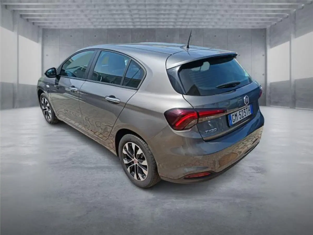 Fiat Tipo usata a Bari (4)