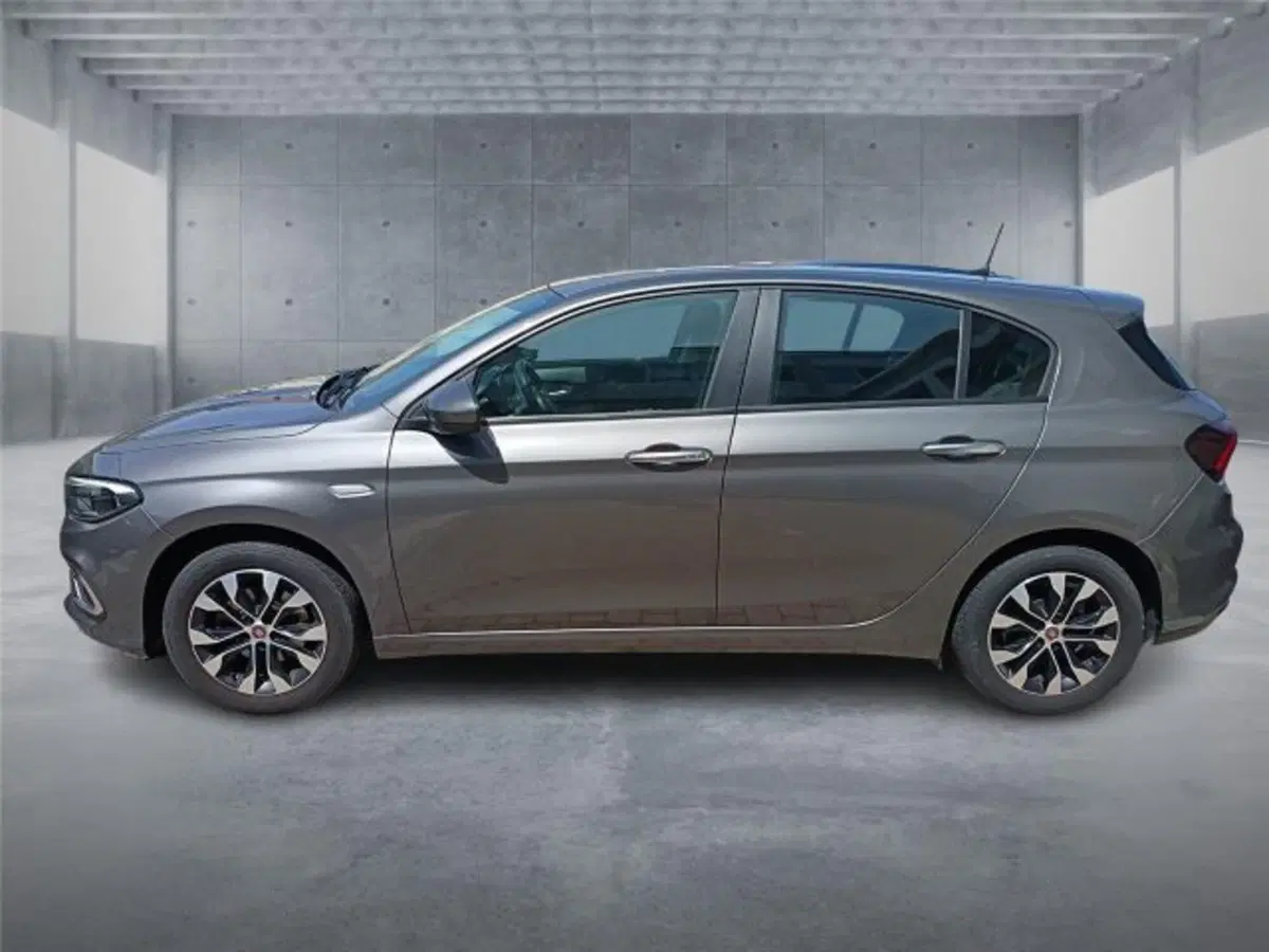 Fiat Tipo usata a Bari (7)