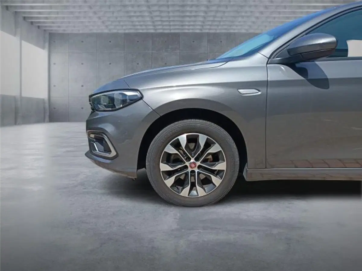 Fiat Tipo usata a Bari (8)