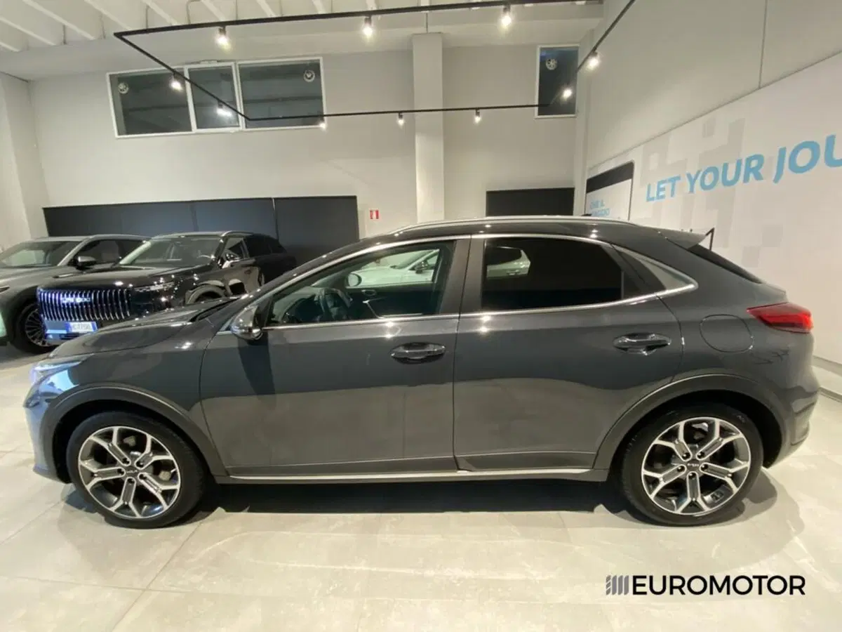 Kia XCeed usata a Bari (11)