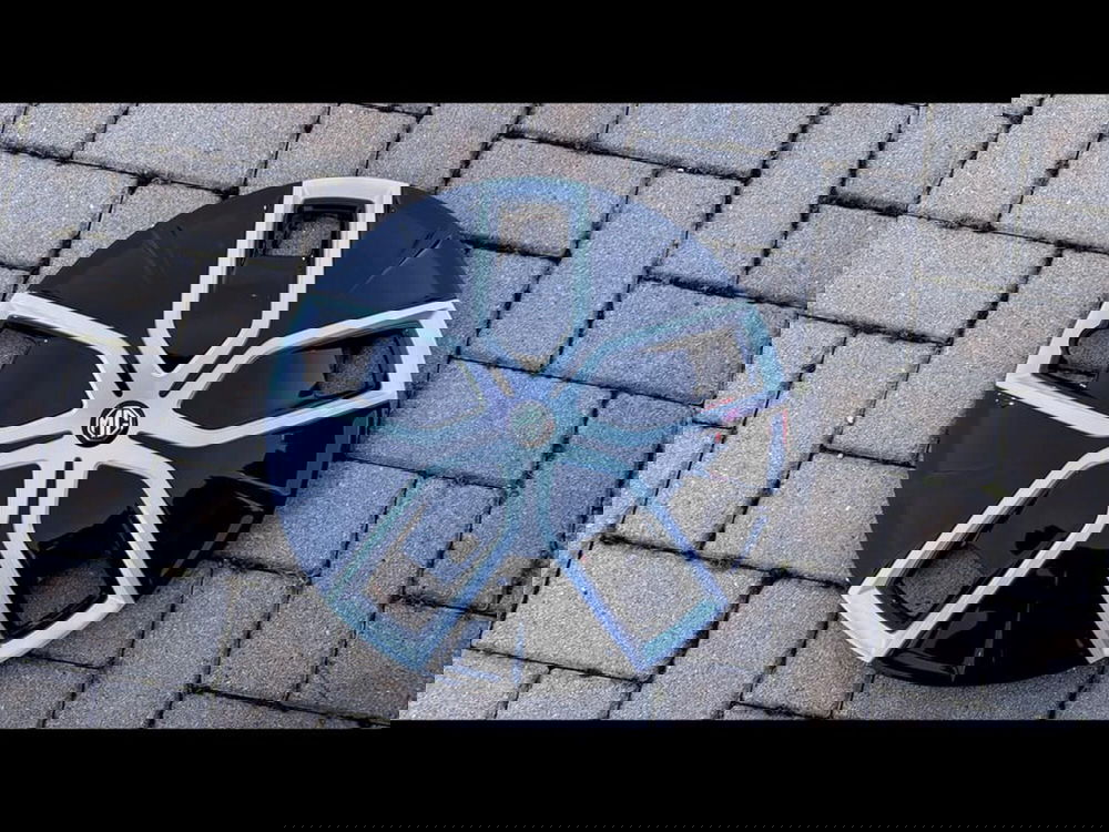 Mg MG4 usata a Varese (15)