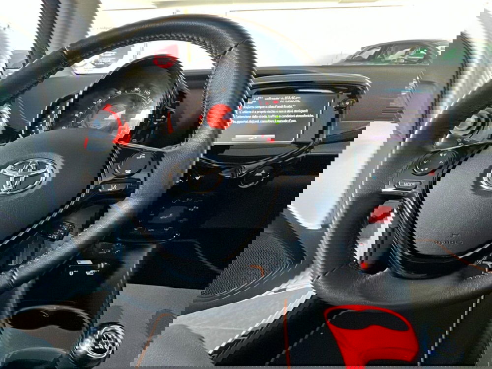 Toyota Aygo usata a Lecce (13)