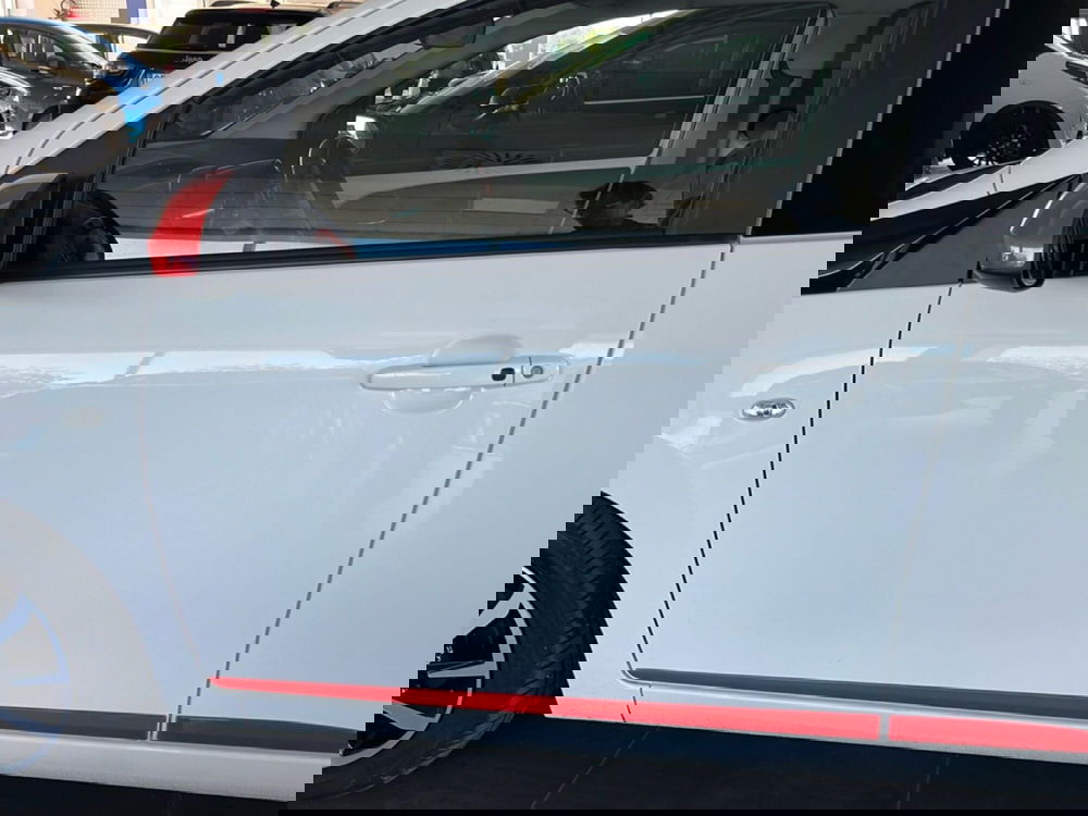 Toyota Aygo usata a Lecce (7)