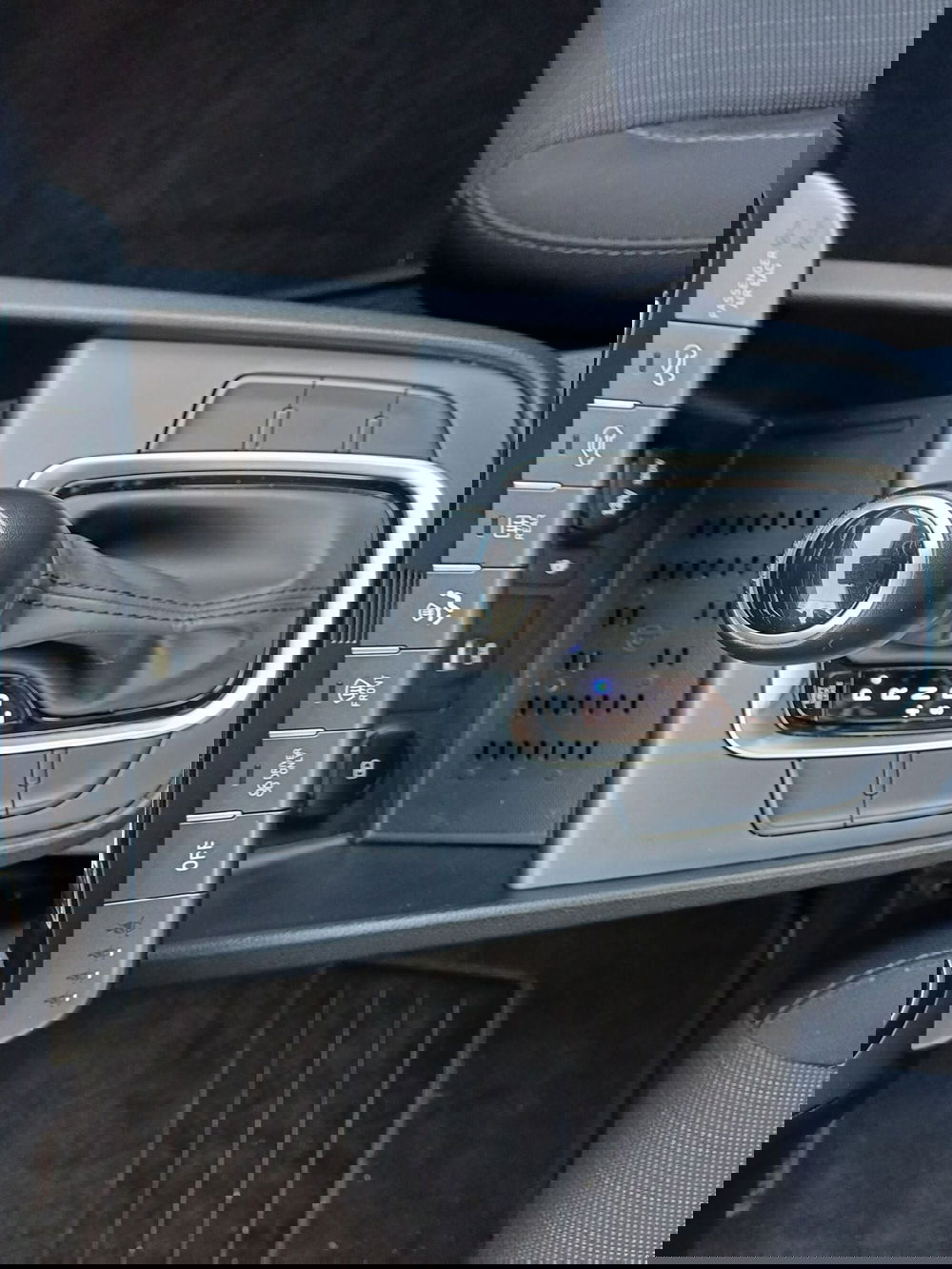 Hyundai Kona usata a Alessandria (15)