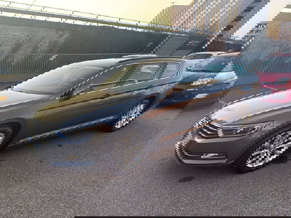 Volkswagen Passat Variant usata a Piacenza