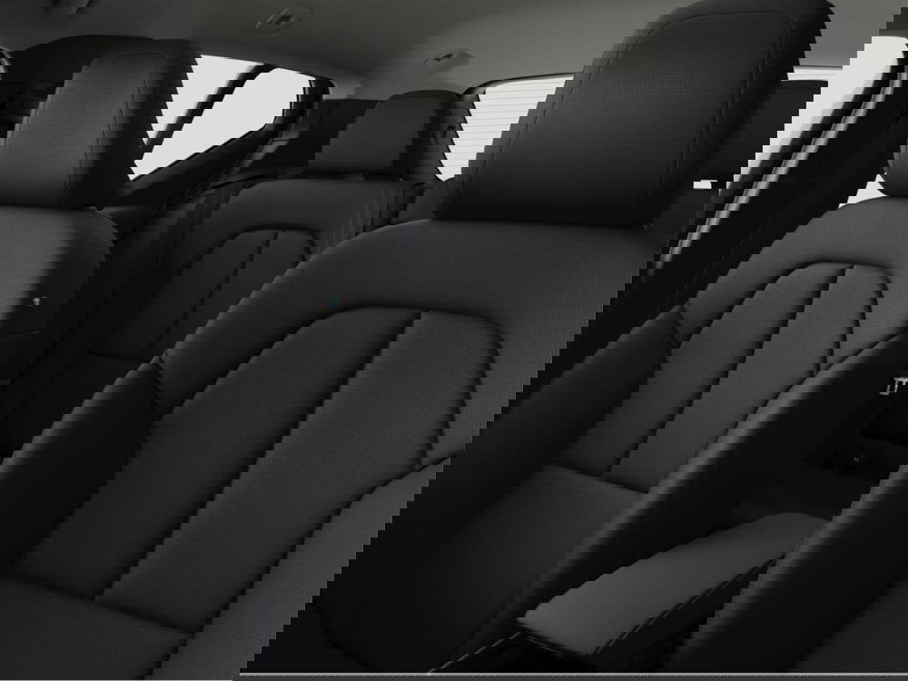 Volvo XC40 nuova a Roma (3)