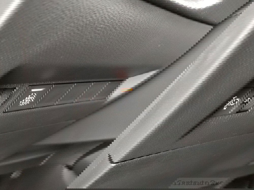 Peugeot 2008 usata a Caserta (20)