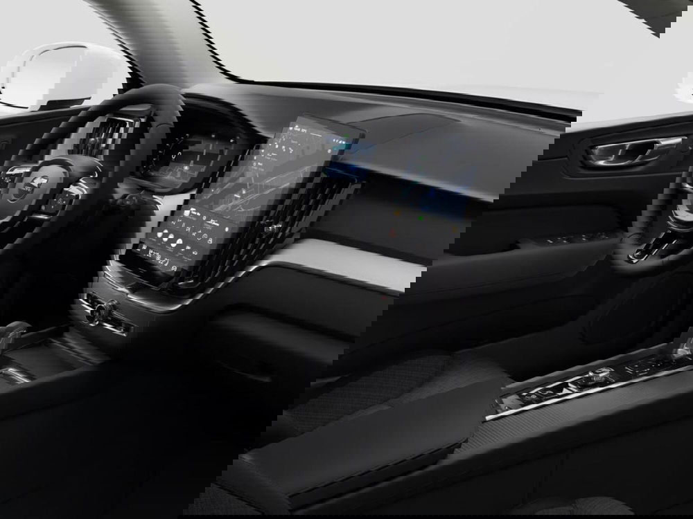 Volvo XC60 nuova a Roma (2)