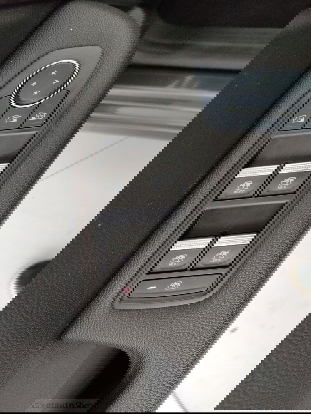 Renault Clio usata a Caserta (17)