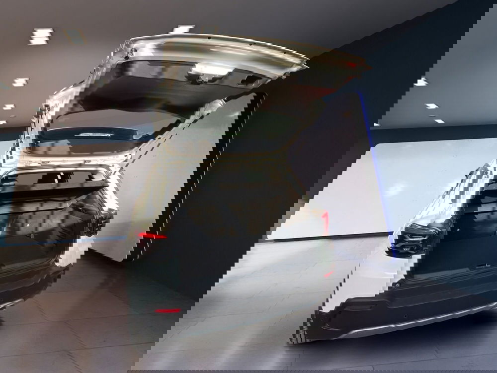 Jeep Avenger usata a Torino (7)