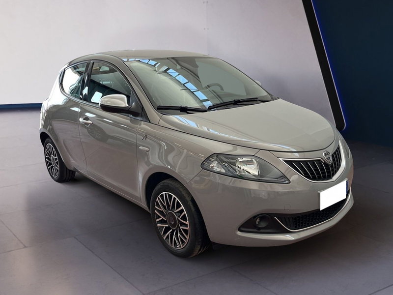 Lancia Ypsilon usata a Torino (2)