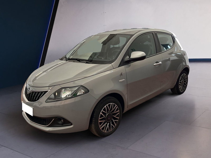 Lancia Ypsilon usata a Torino (3)