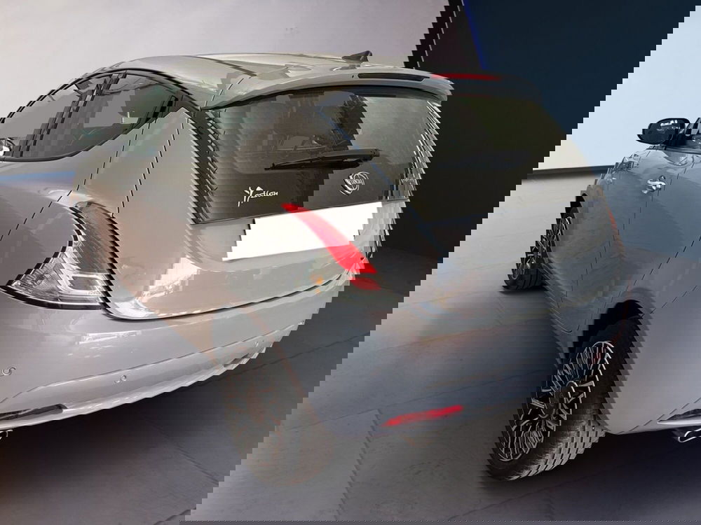 Lancia Ypsilon usata a Torino (4)