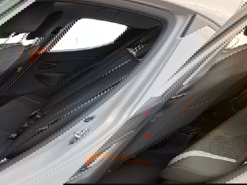 Lancia Ypsilon usata a Torino (9)