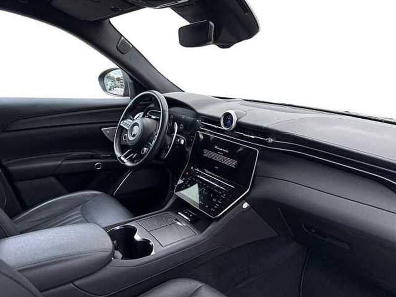 Maserati Grecale usata a Napoli (14)