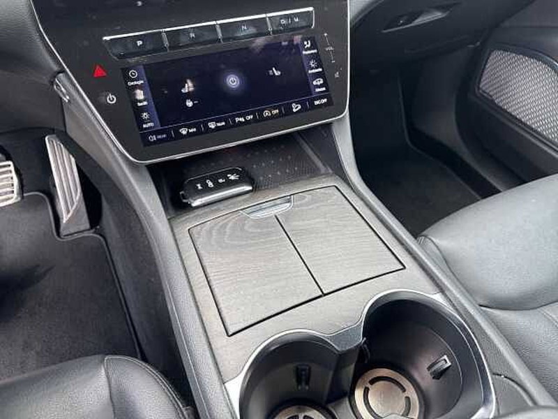 Maserati Grecale usata a Napoli (20)